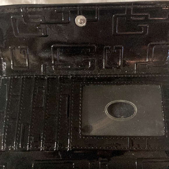 Black patten leather guess wallet - Picture 6 of 6